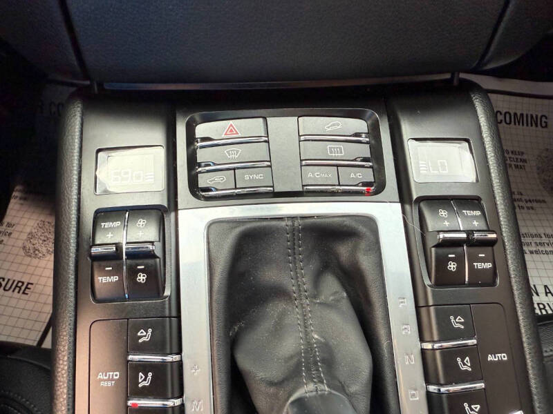 2015 Porsche Macan S