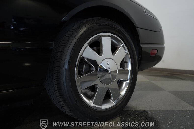 2003 Ford Thunderbird