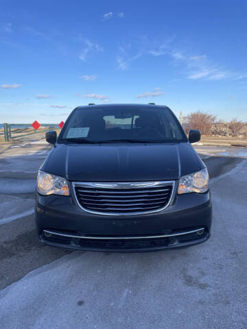 2015 Chrysler Town and Country for sale at JORDAN MOTORS INC in Kenosha WI