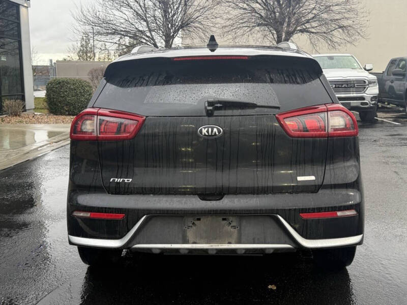 2017 Kia Niro EX