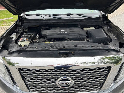 2017 Nissan Titan SV