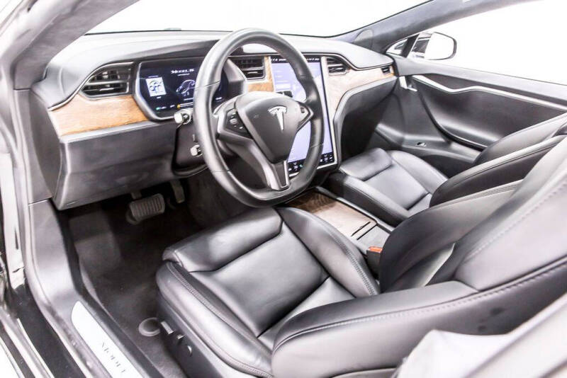 2020 Tesla Model S Long Range