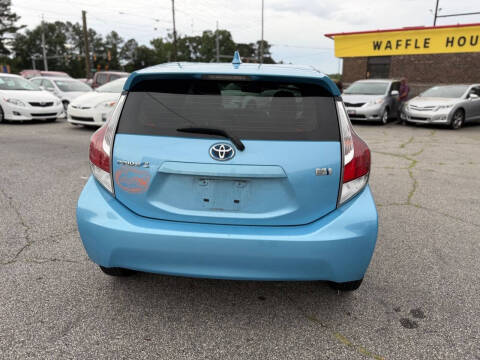 2015 Toyota Prius c Two