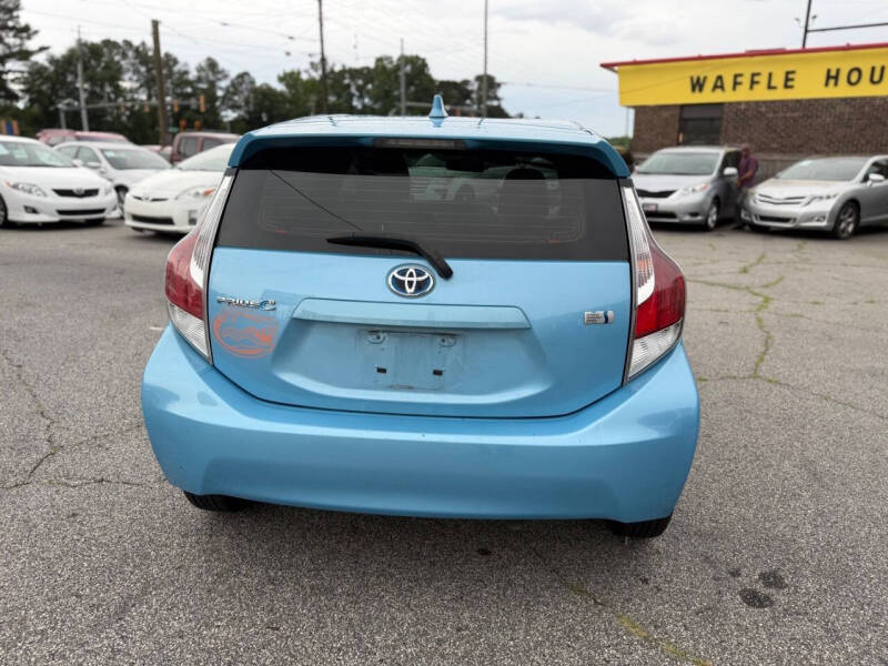 2015 Toyota Prius c Two