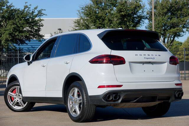 2016 Porsche Cayenne S