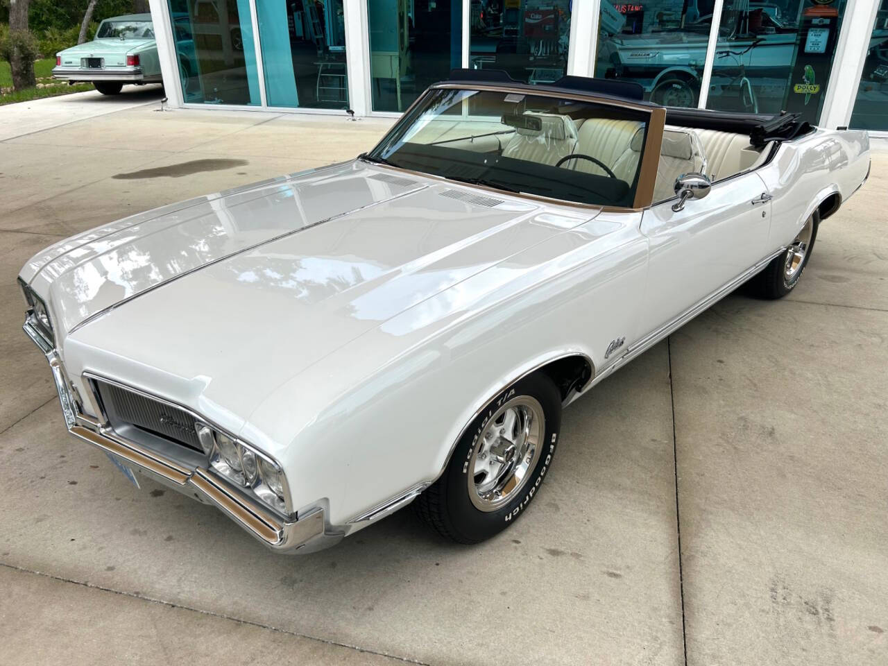1970 Oldsmobile Cutlass 26