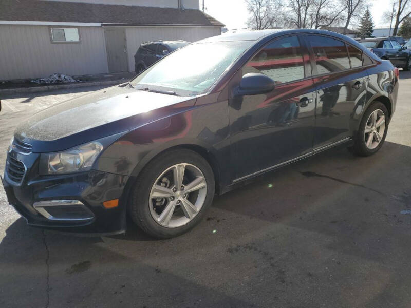 2015 Chevrolet Cruze for sale at MIDWEST CAR SEARCH in Fridley MN