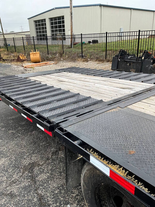 2021 Load Trail Gooseneck