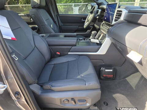 2025 Toyota Tundra Platinum HV