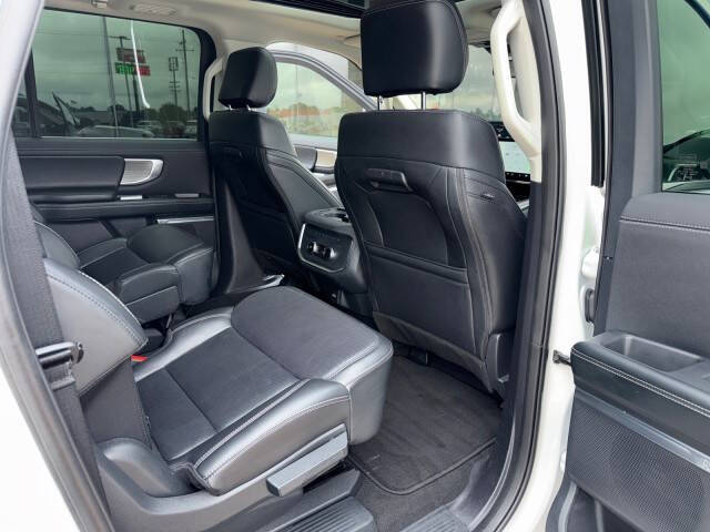 2025 Ford Expedition MAX Platinum