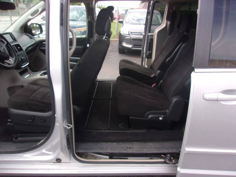 2011 Dodge Grand Caravan Crew