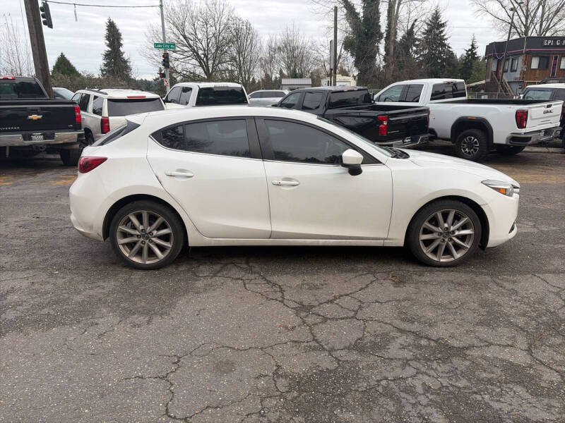 2017 Mazda MAZDA3 Grand Touring