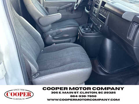 2023 Chevrolet Express 2500