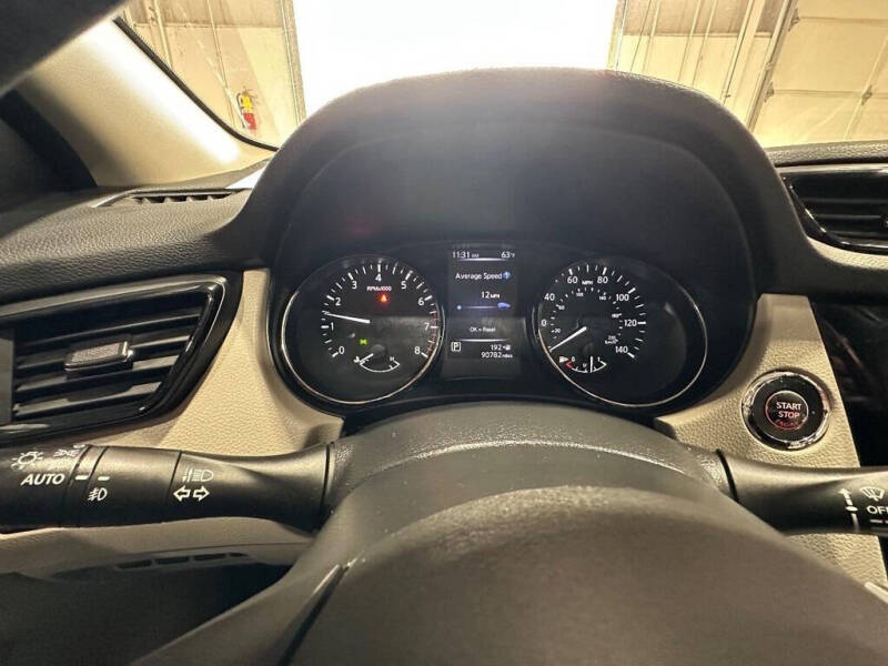 2017 Nissan Rogue Sport SL