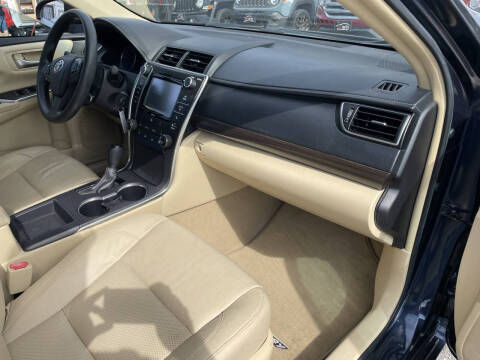 2016 Toyota Camry XSE