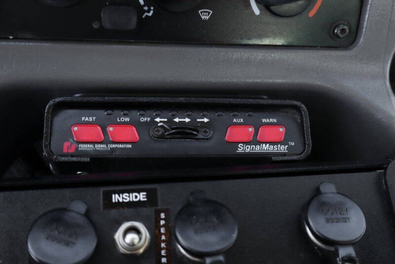 2016 Freightliner M2 106