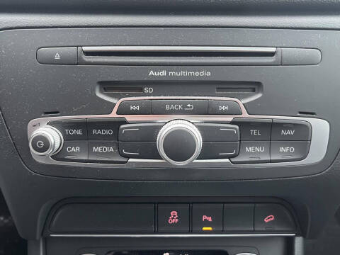 2016 Audi Q3 2.0T quattro Premium Plus