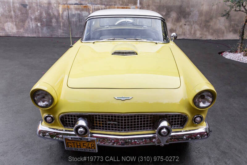 1956 Ford Thunderbird