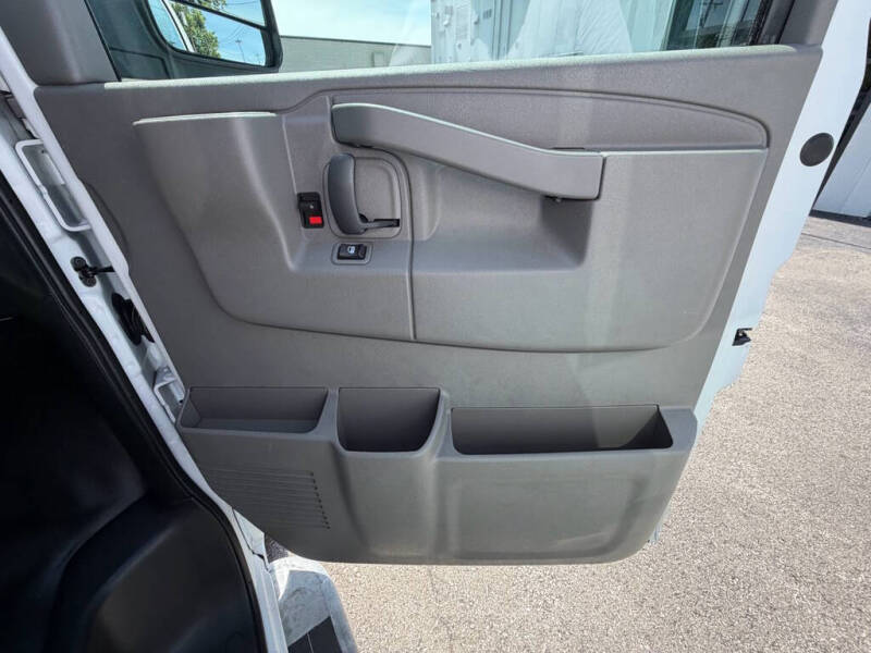 2018 GMC Savana 2500