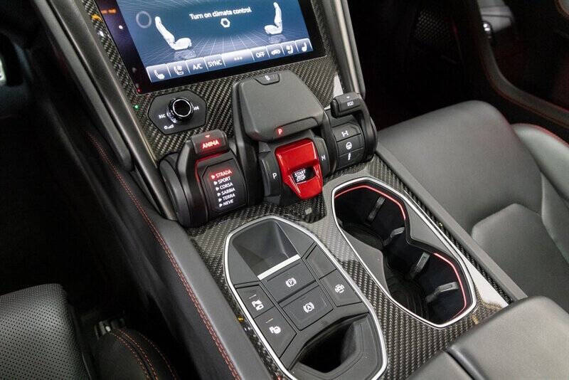 2023 Lamborghini Urus S
