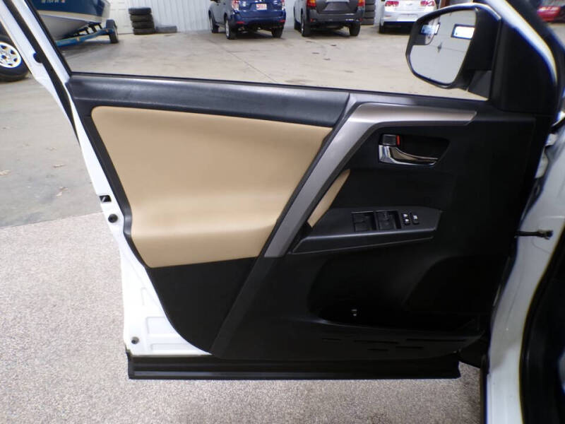 2016 Toyota RAV4 XLE