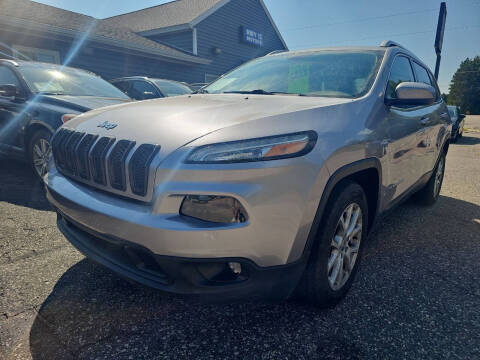 2016 Jeep Cherokee for sale at Hwy 13 Motors in Wisconsin Dells WI