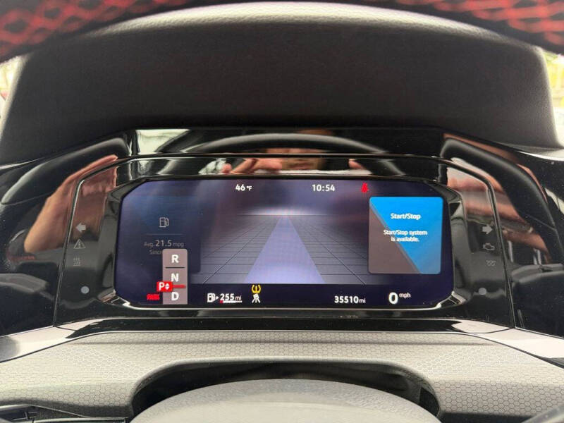 2023 Volkswagen Golf GTI 40th Anniversary Edition