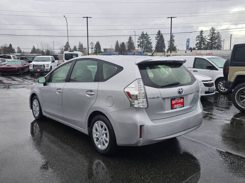 2012 Toyota Prius v Two