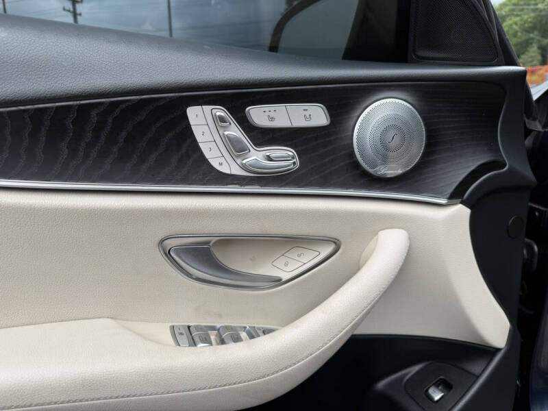 2017 Mercedes-Benz E-Class E 300 4MATIC
