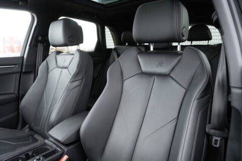 2025 Audi Q3 quattro S line Premium 45 TFSI