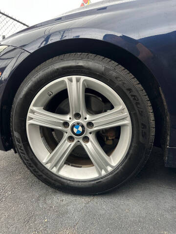 2015 BMW 3 Series 320i