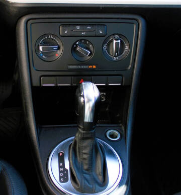 2013 Volkswagen Beetle Convertible