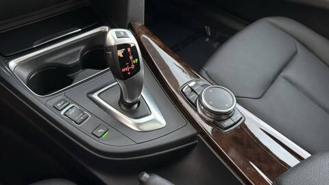 2015 BMW 3 Series 320i