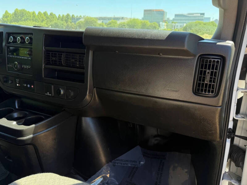2020 Chevrolet Express 2500