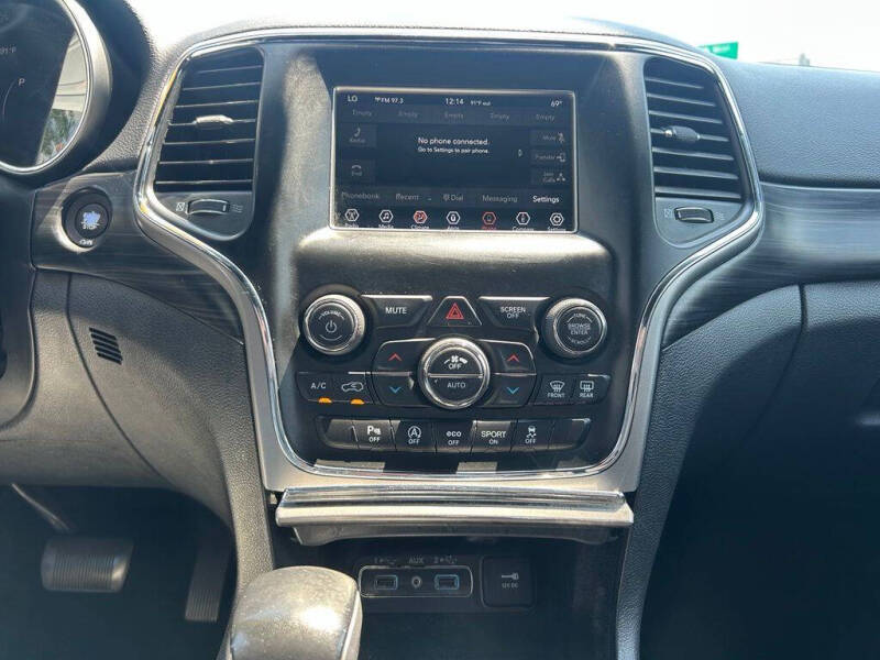 2019 Jeep Grand Cherokee Laredo E