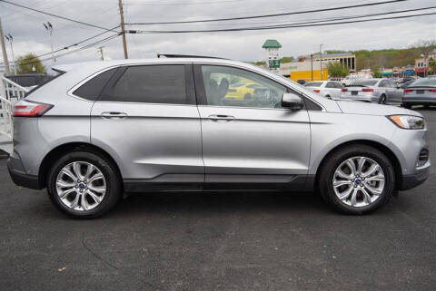 2020 Ford Edge Titanium