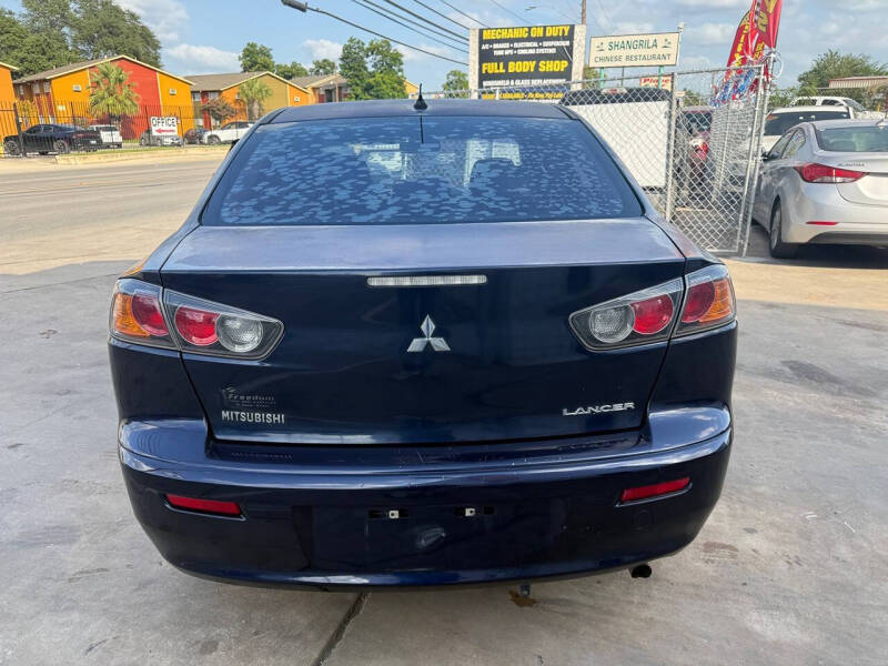 2013 Mitsubishi Lancer ES