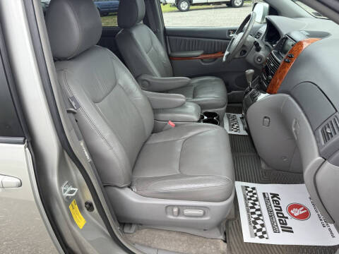 2010 Toyota Sienna XLE