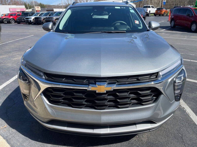 2024 Chevrolet Trax LT