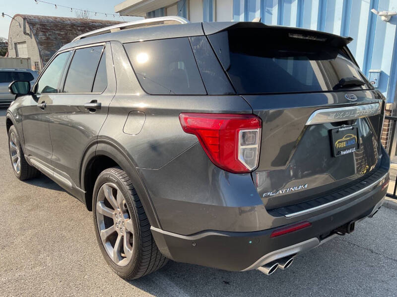 2020 Ford Explorer Platinum