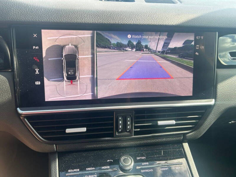 2022 Porsche Cayenne