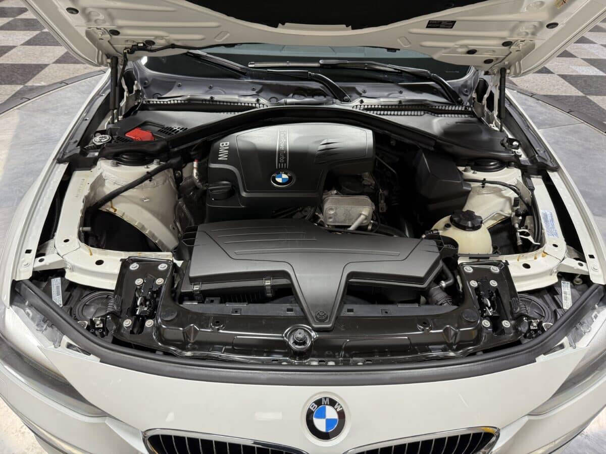 2014 BMW 3 Series 20