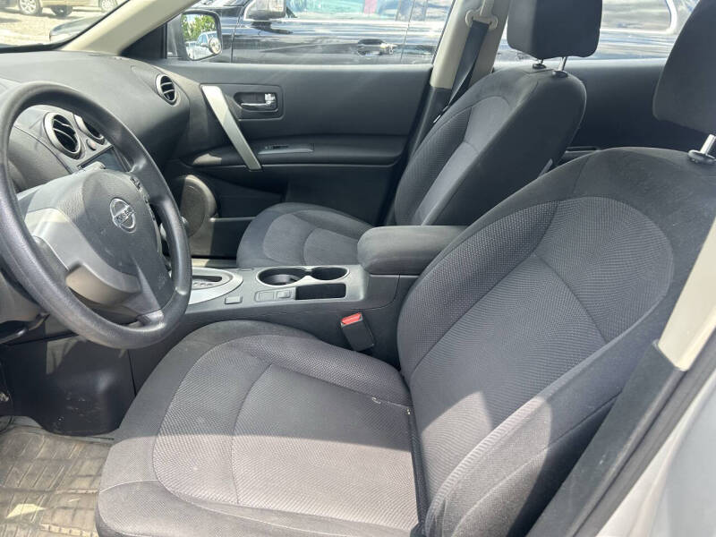 2012 Nissan Rogue S
