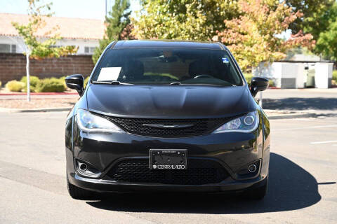 2018 Chrysler Pacifica Touring Plus