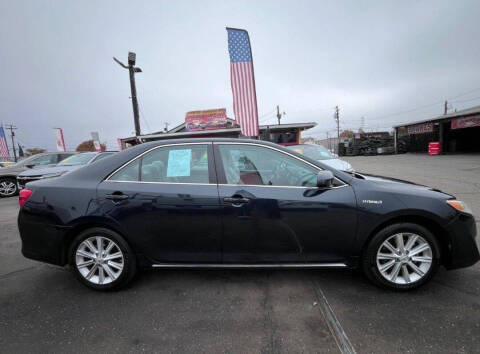 2012 Toyota Camry Hybrid XLE
