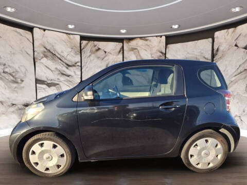 2013 Scion iQ