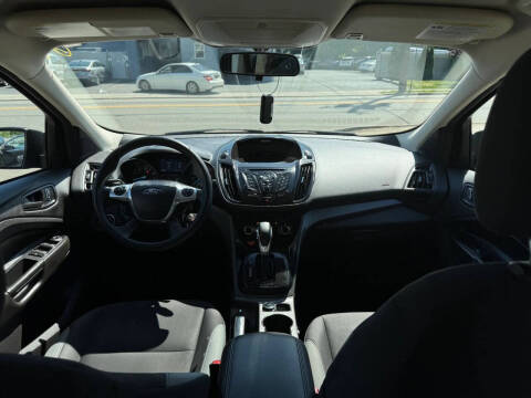 2015 Ford Escape S