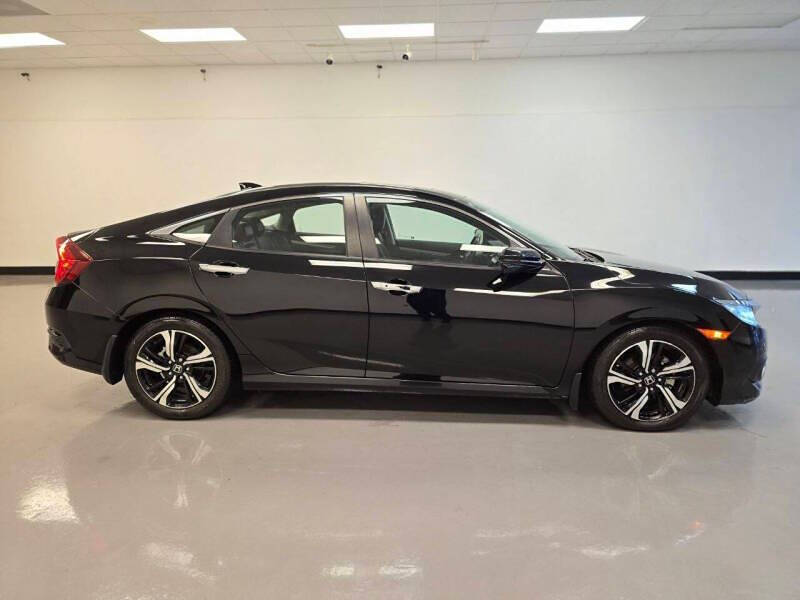 2017 Honda Civic Touring