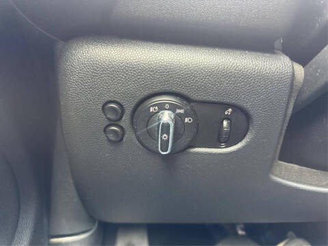 2017 MINI Hardtop 2 Door Cooper