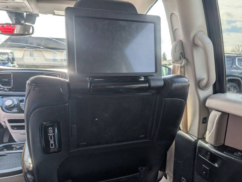 2017 Chrysler Pacifica Touring-L Plus